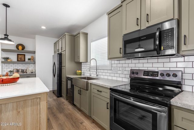 50863 W SAFFRON Lane, Maricopa, AZ 85139