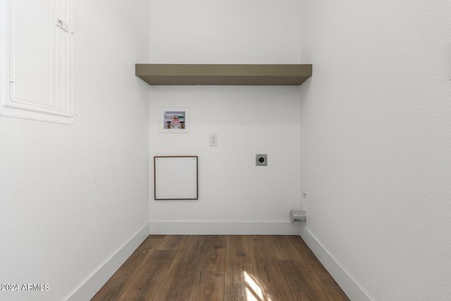 50863 W SAFFRON Lane, Maricopa, AZ 85139