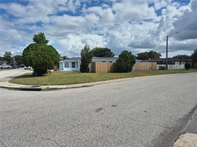 7014 INGLESIDE DRIVE, Port Richey, FL 34668