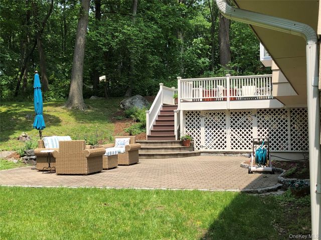 62 Whitson Road, Briarcliff Manor, NY 10510