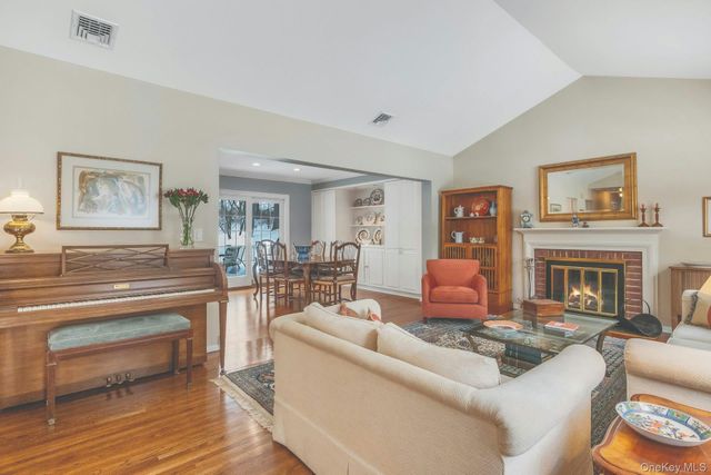 62 Whitson Road, Briarcliff Manor, NY 10510