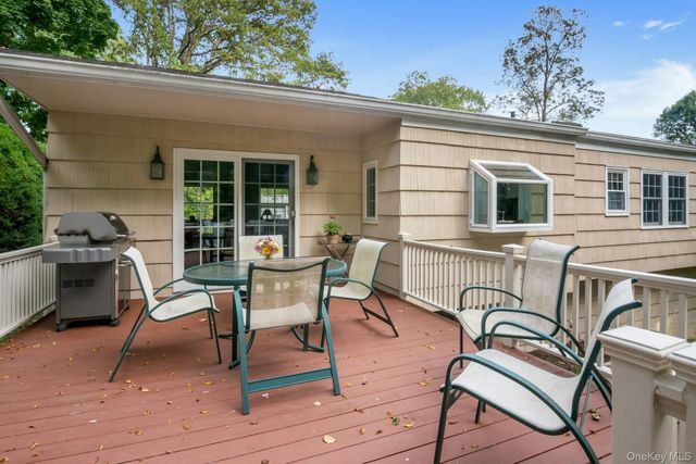 62 Whitson Road, Briarcliff Manor, NY 10510