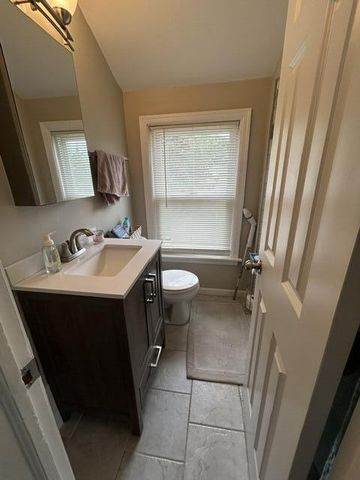 2413 Bate STREET, Racine, WI 53403