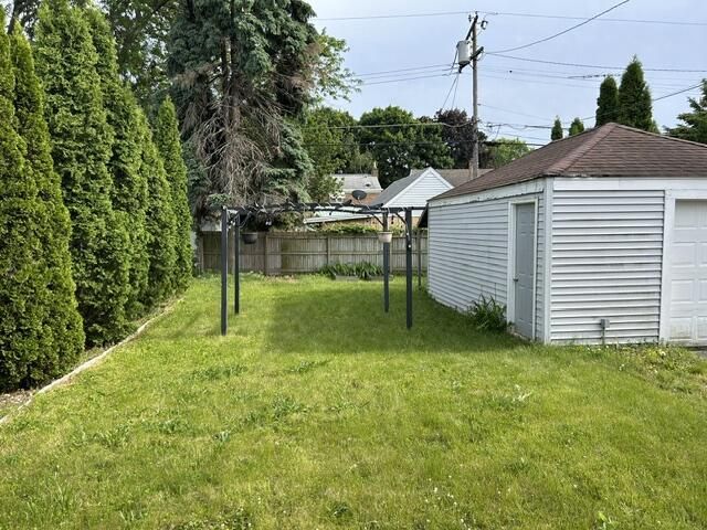 2413 Bate STREET, Racine, WI 53403