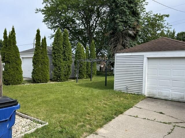 2413 Bate STREET, Racine, WI 53403