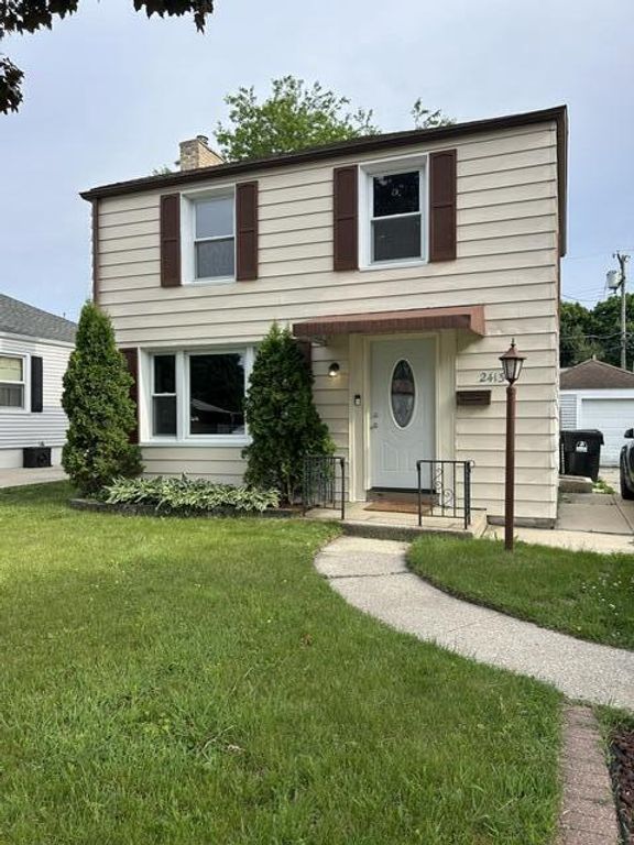 2413 Bate STREET, Racine, WI 53403
