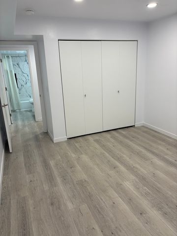 301 Lake Hinsdale Drive 108, Willowbrook, IL 60527