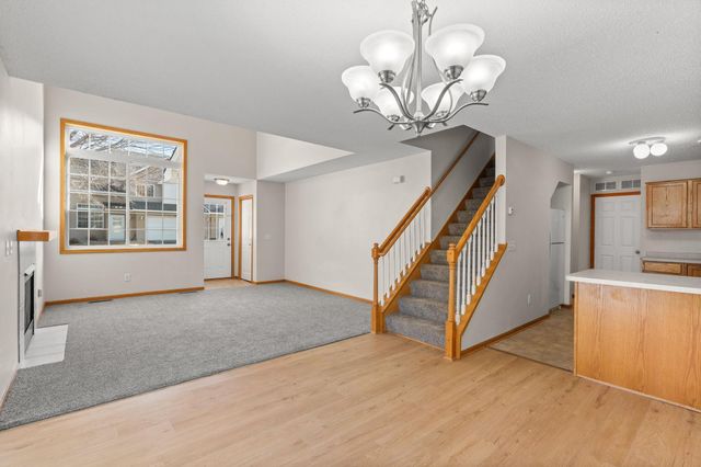 2457 Yellowstone Drive 116, Hastings, MN 55033