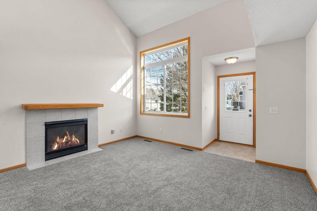 2457 Yellowstone Drive 116, Hastings, MN 55033