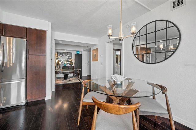 1120 N SHORE DRIVE NE 802, St Petersburg, FL 33701