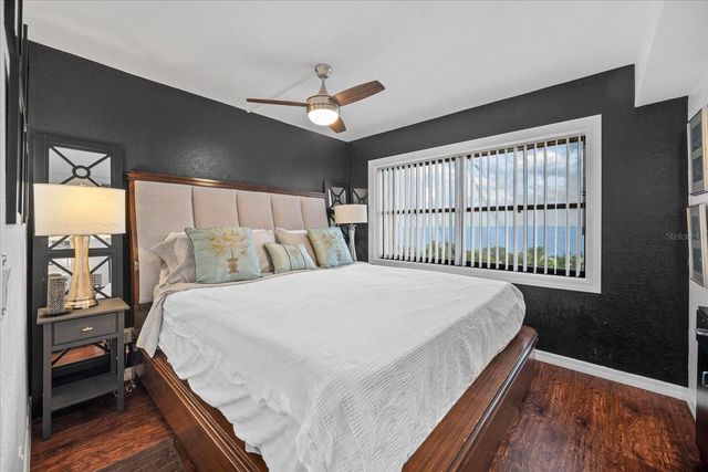 1120 N SHORE DRIVE NE 802, St Petersburg, FL 33701