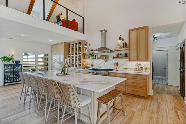 2386 N PETERSON ROAD, Iowa Park, TX 76367