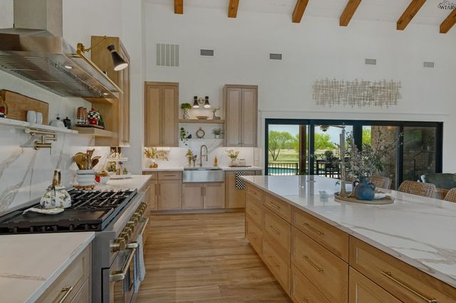 2386 N PETERSON ROAD, Iowa Park, TX 76367