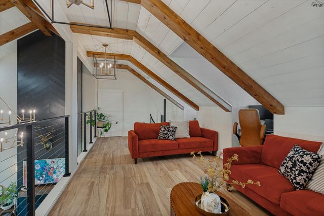 2386 N PETERSON ROAD, Iowa Park, TX 76367