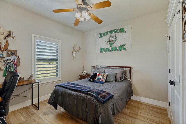 2386 N PETERSON ROAD, Iowa Park, TX 76367