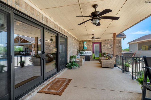 2386 N PETERSON ROAD, Iowa Park, TX 76367