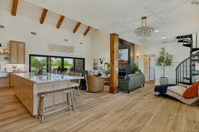 2386 N PETERSON ROAD, Iowa Park, TX 76367