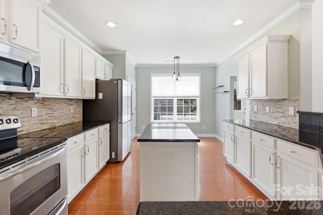 5080 Gladiola Way, Tega Cay, SC 29708