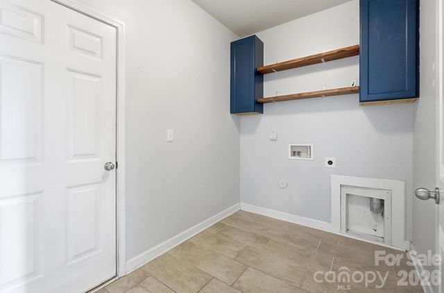 5080 Gladiola Way, Tega Cay, SC 29708