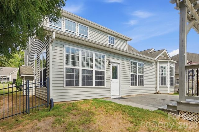 5080 Gladiola Way, Tega Cay, SC 29708