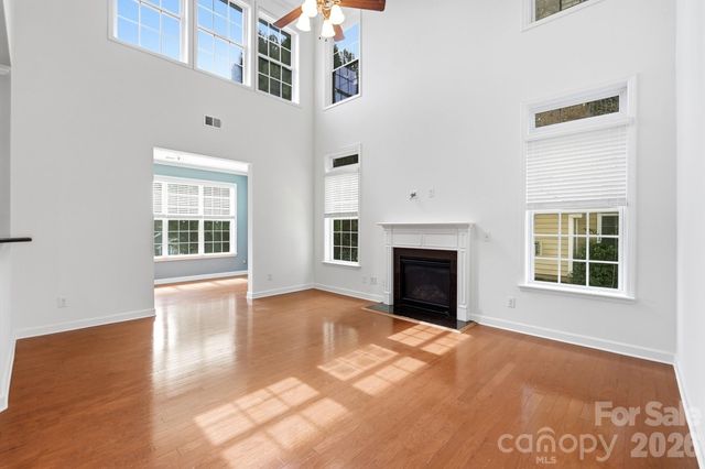 5080 Gladiola Way, Tega Cay, SC 29708