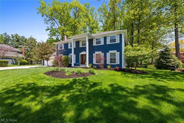 1697 Holdens Arbor Run, Westlake, OH 44145