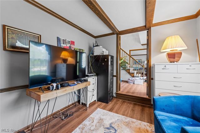 1697 Holdens Arbor Run, Westlake, OH 44145