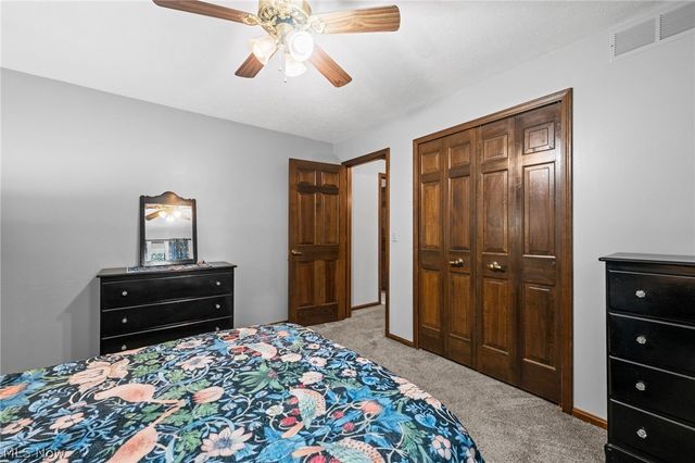 1697 Holdens Arbor Run, Westlake, OH 44145