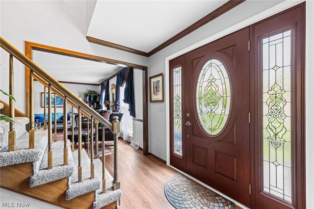 1697 Holdens Arbor Run, Westlake, OH 44145