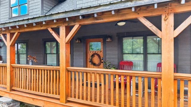 815 Wattle Blossom Drive, Gatlinburg, TN 37738