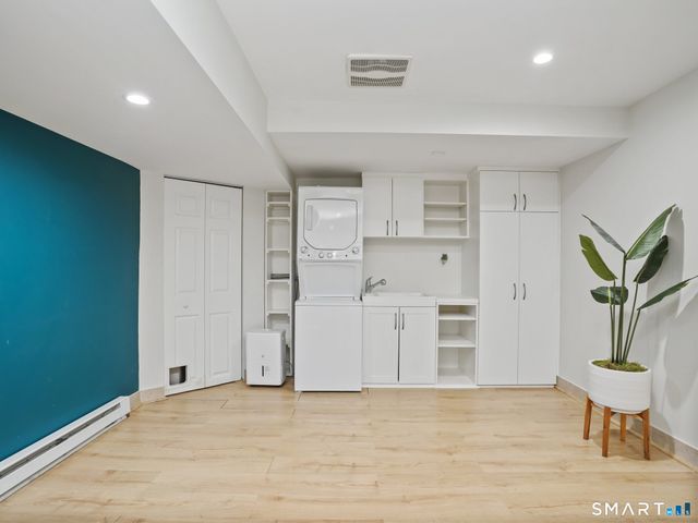 61 Riverside Avenue 1, Norwalk, CT 06850