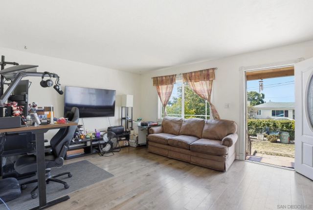 1451 S Harbison, San Diego, CA 92114