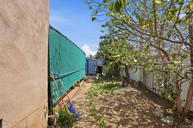 1451 S Harbison, San Diego, CA 92114