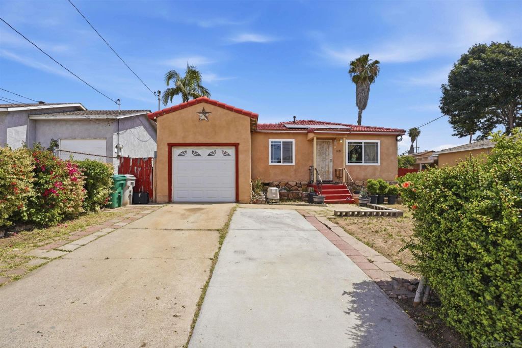 1451 S Harbison, San Diego, CA 92114