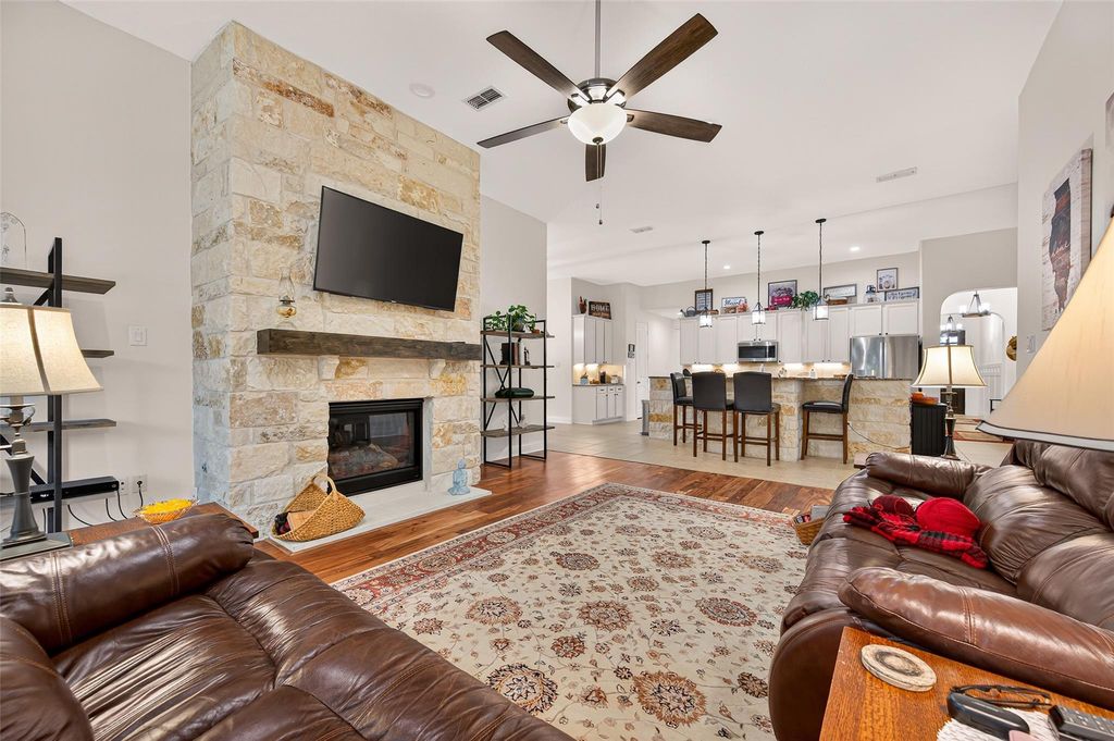 4803 Birch Grove Drive, Fulshear, TX 77441