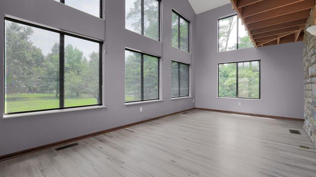 9200 Knoll Drive, Galena, OH 43021