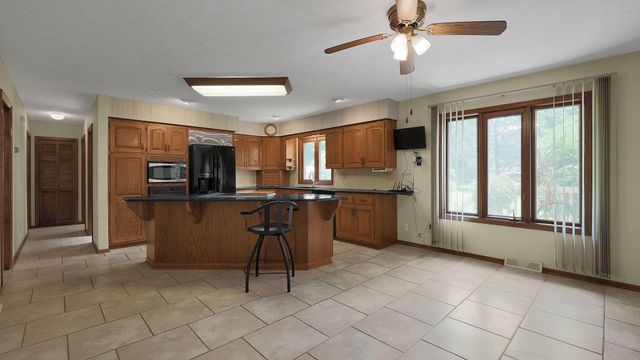 9200 Knoll Drive, Galena, OH 43021