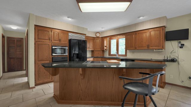 9200 Knoll Drive, Galena, OH 43021