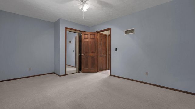 9200 Knoll Drive, Galena, OH 43021