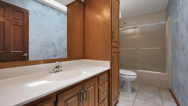 9200 Knoll Drive, Galena, OH 43021