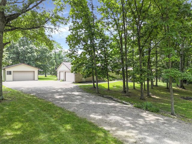 9200 Knoll Drive, Galena, OH 43021