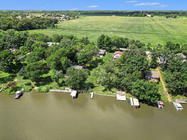 15519 Colfax Street, Lowell, IN 46356
