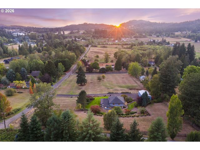25125 Se HENNINGSEN Rd, Damascus, OR 97089