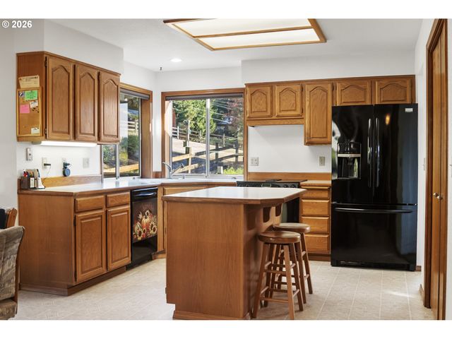 25125 Se HENNINGSEN Rd, Damascus, OR 97089