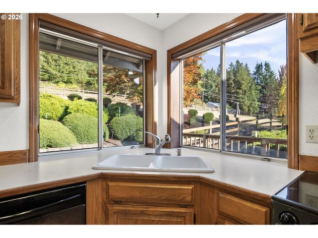 25125 Se HENNINGSEN Rd, Damascus, OR 97089