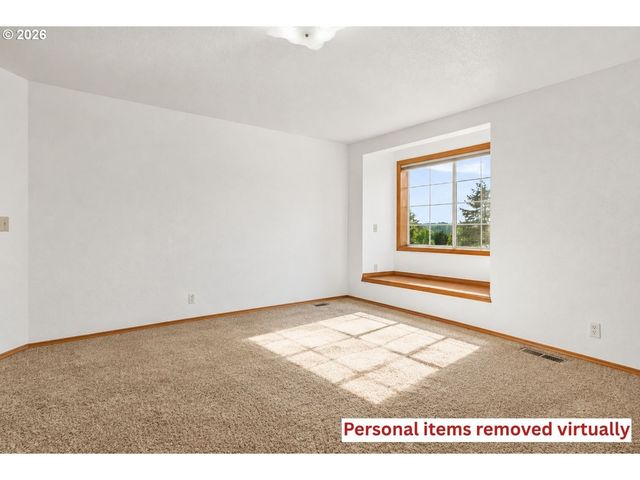 25125 Se HENNINGSEN Rd, Damascus, OR 97089