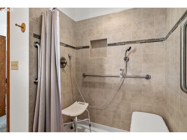 25125 Se HENNINGSEN Rd, Damascus, OR 97089