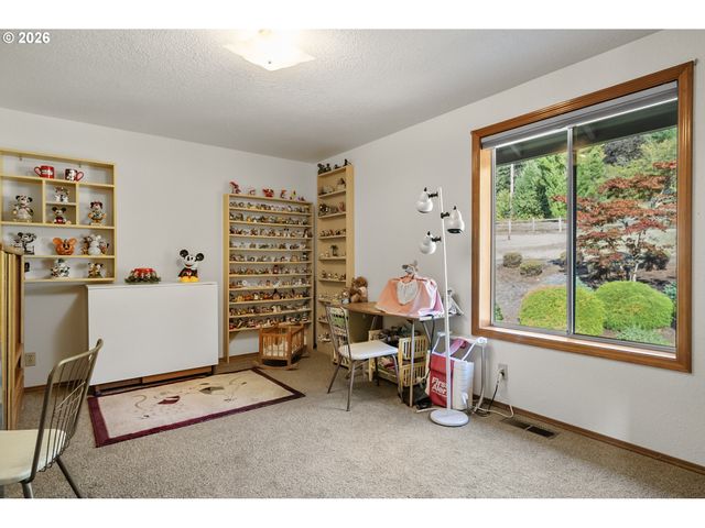 25125 Se HENNINGSEN Rd, Damascus, OR 97089