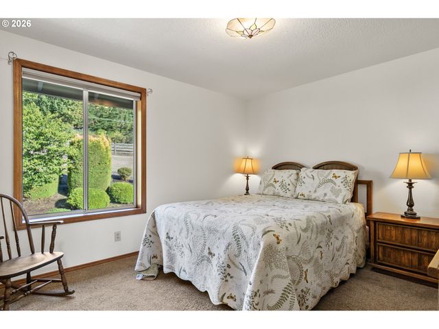 25125 Se HENNINGSEN Rd, Damascus, OR 97089