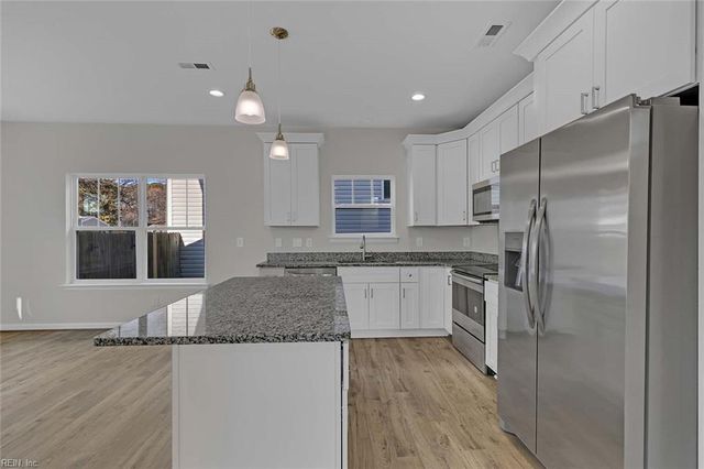 709 Pocahontas PL, Hampton, VA 23661